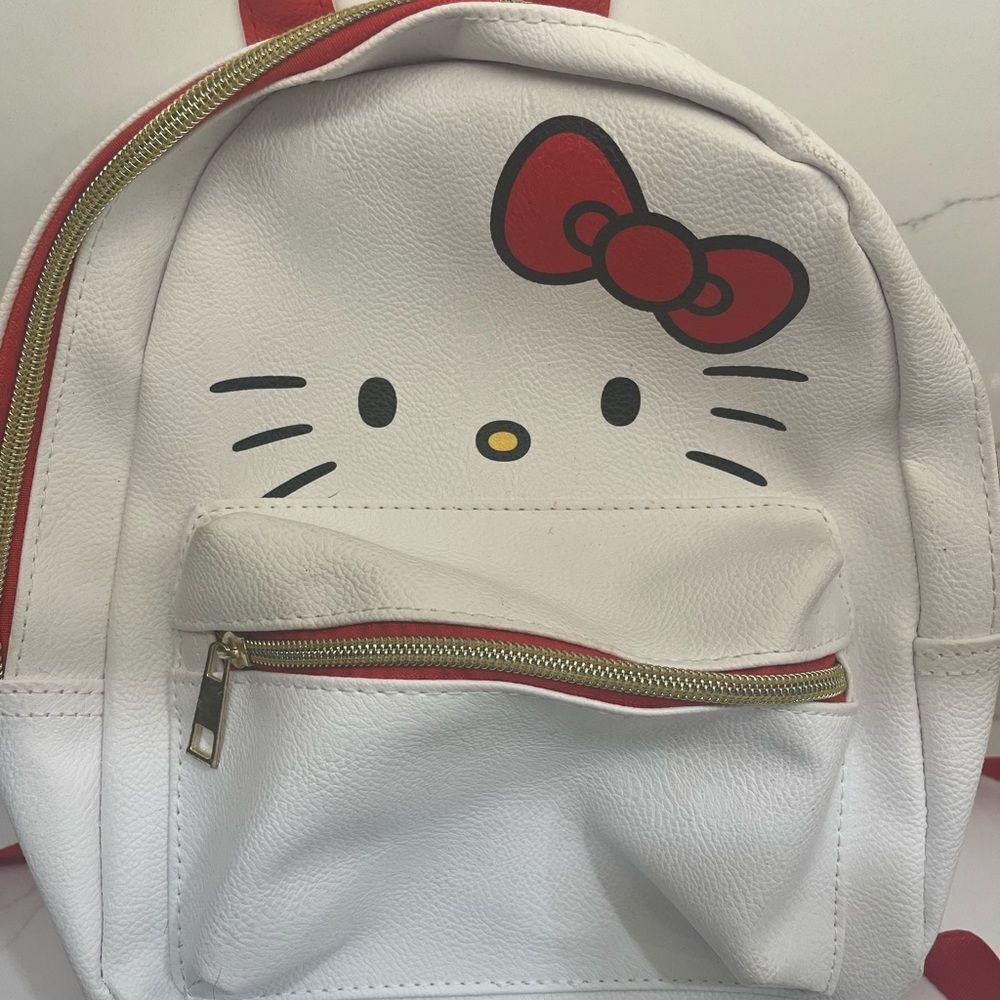 Hello Kitty Bag with Signature Bow